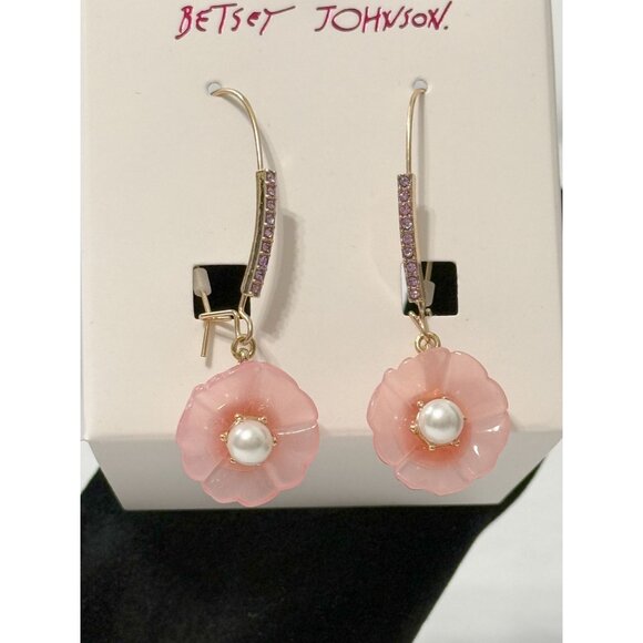 Betsey Johnson NWB Enchanted Pink Translucent Lucite Flower Pearl Lavender Earri - Picture 5 of 9